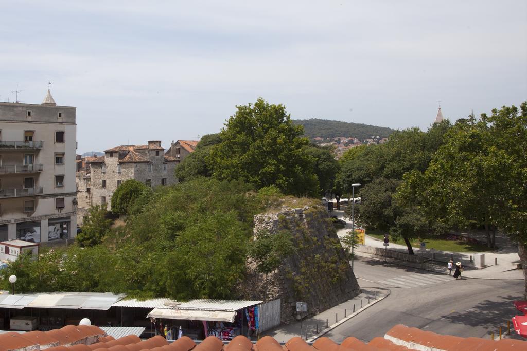 Apartments And Rooms Petra Split Exterior foto